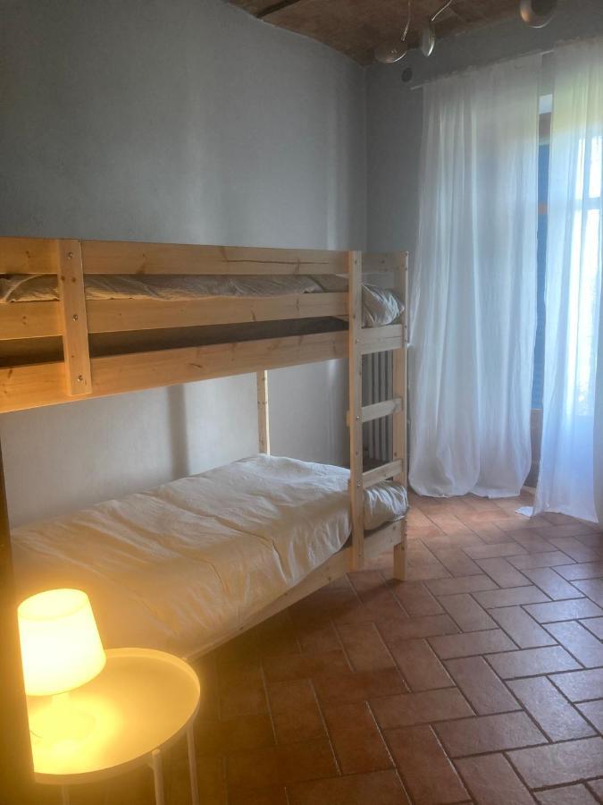 Da Emi - La Casetta In Piazza Monforte dʼAlba Extérieur photo